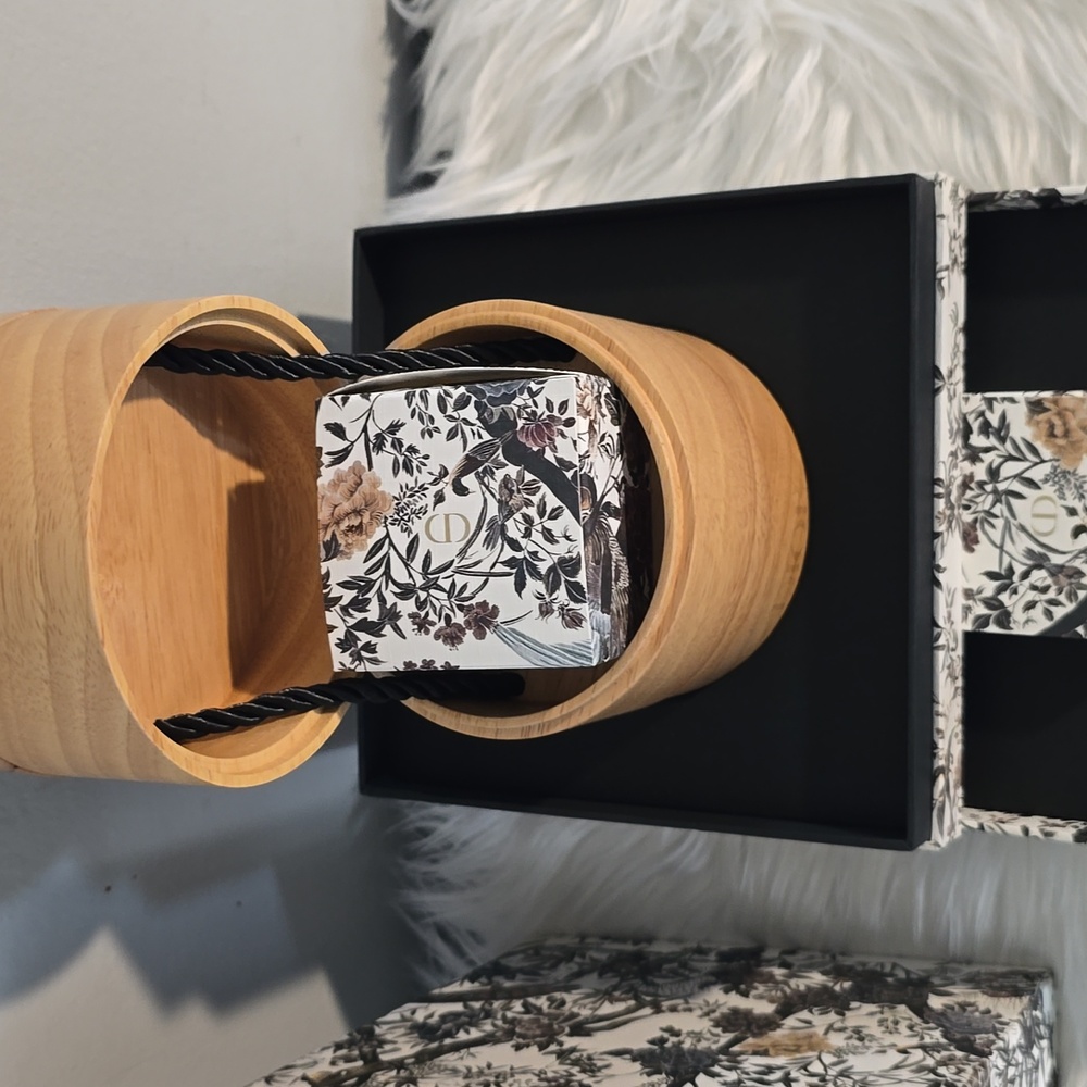 Very Rare!!! Dior VIP gift mid autumn festival mooncake decor. - Picture 9 of 11